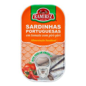 Portugalskie sardynki w pikantnym sosie pomidorowym 125 g Ramirez